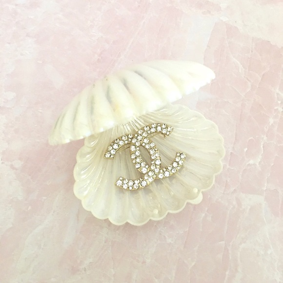 CHANEL Jewelry - Vintage Rhinestone Chanel Pin